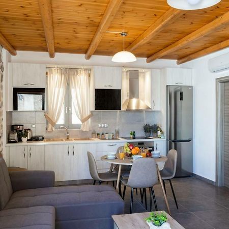 Marilena Natural Stone House, By Hellocrete Pigí Eksteriør billede